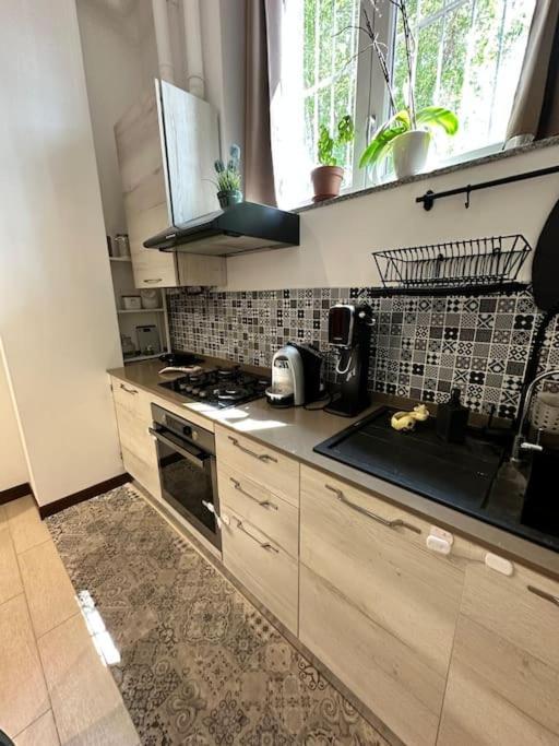Loft Moderno Con Terrazzo Apartment Milan Bagian luar foto